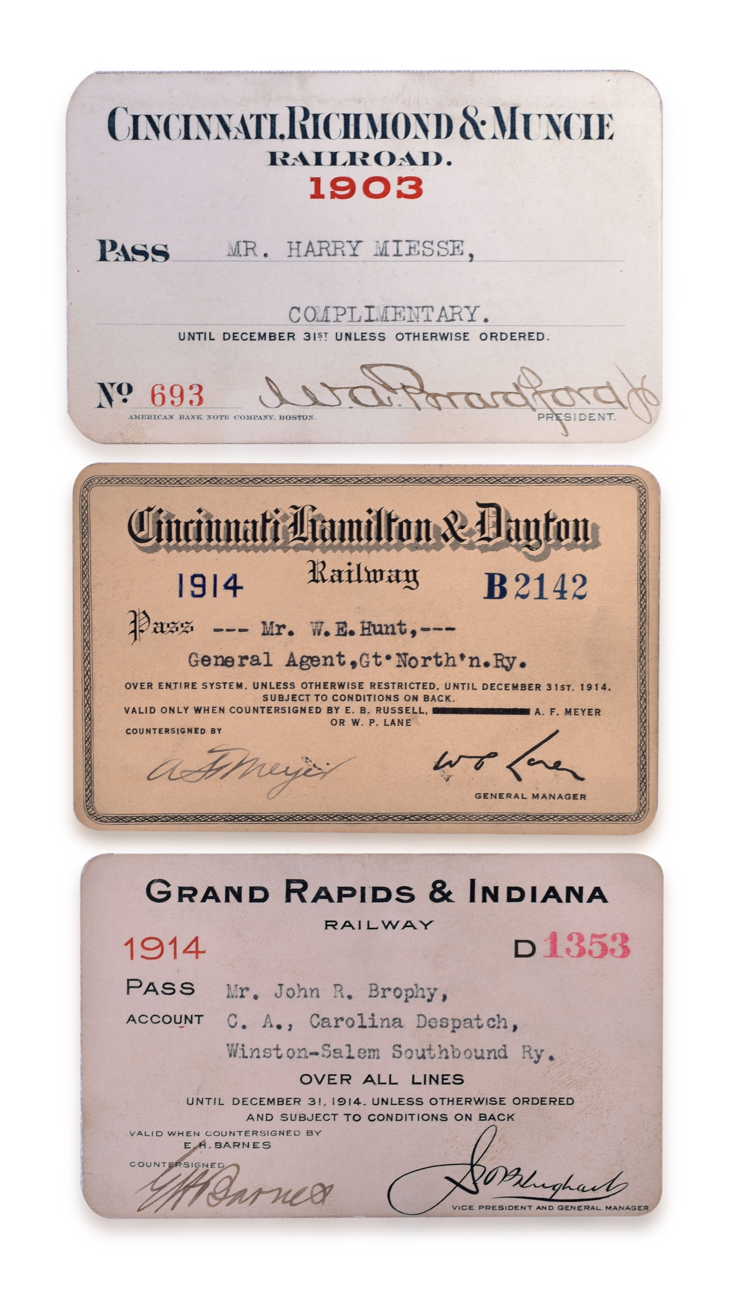 3095 - 3 Annual Passes Cincinnati Hamilton & Dayton, Cincinnati, Richmond & Muncie, Grand Rapids & Indiana Railroad thumbnail