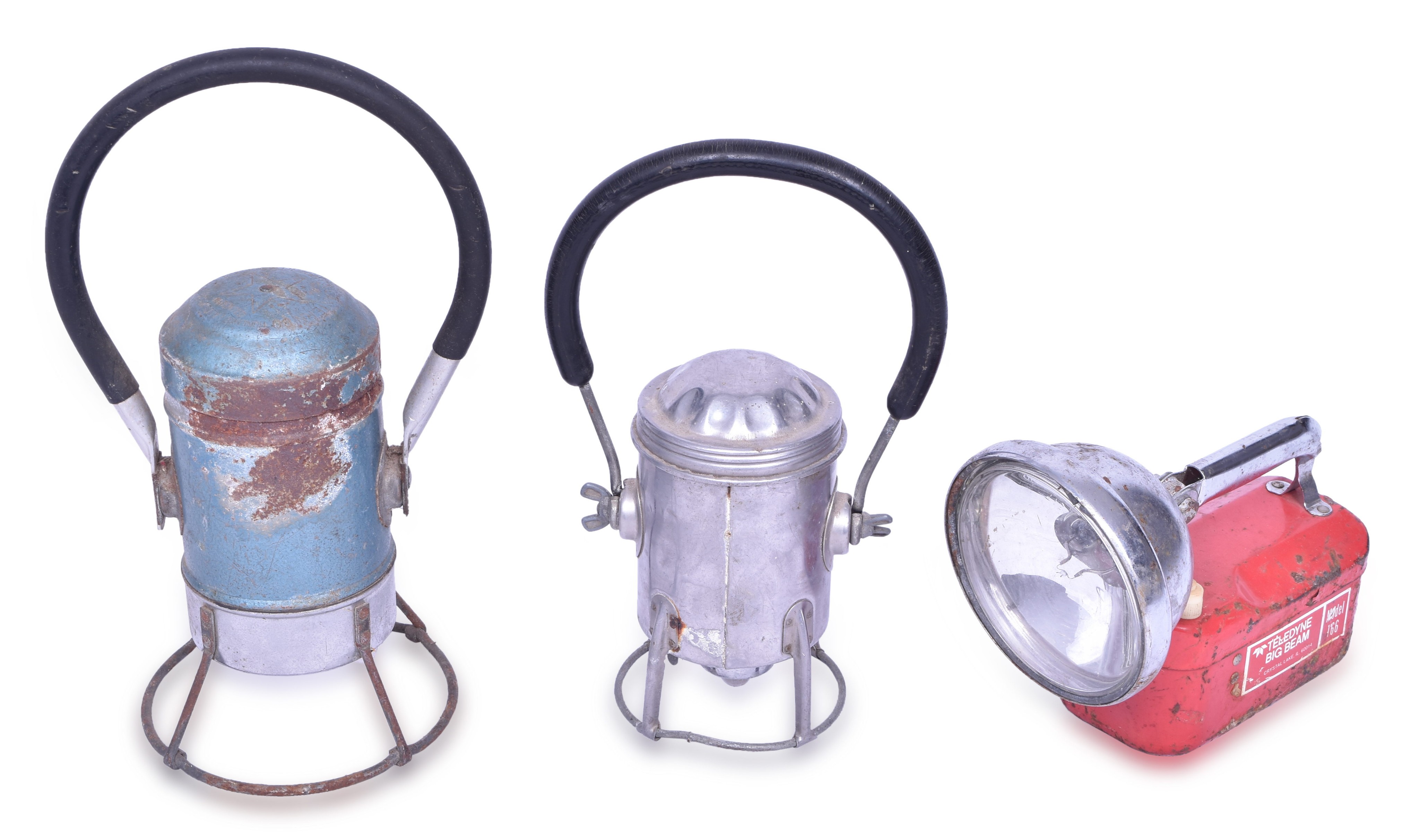 3096 - Burlington Railroad Star Battery Lantern, Conger Battery Lantern, Teledyne 166 Big Beam Lantern thumbnail