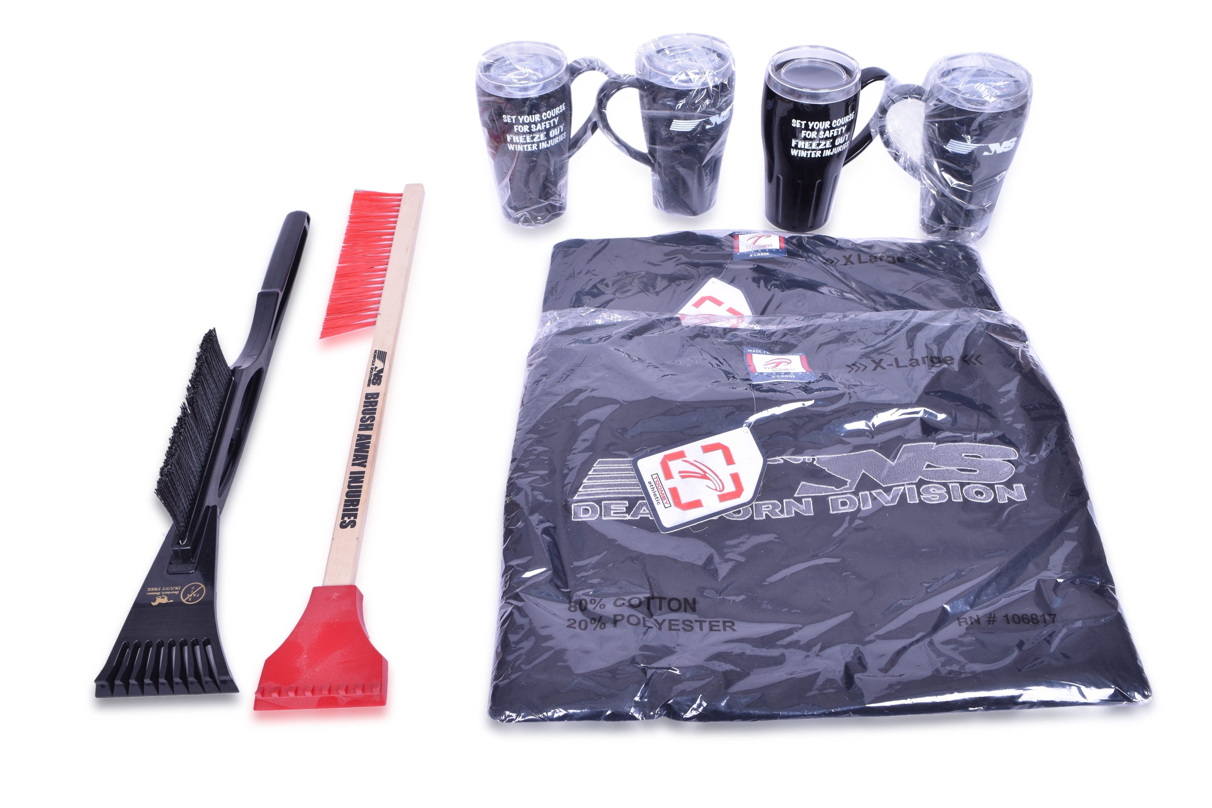 3284 - Norfolk Southern Railroad Cold Weather Gear - Hats, Fleece Pullover, Sweatshirt, Gloves, Mugs, and More thumbnail