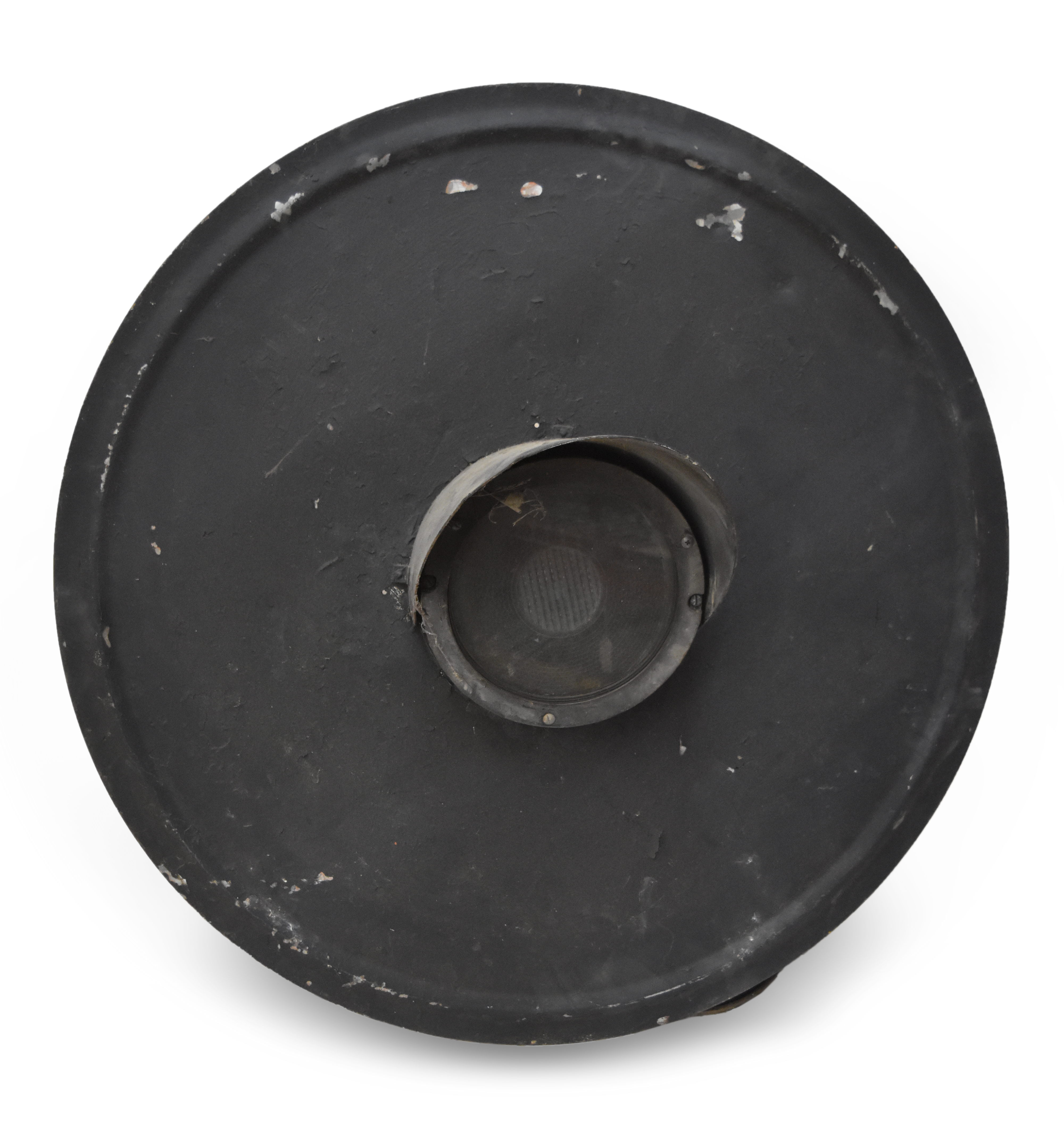 3528 - Union Switch and Signal Single Green Aspect Target Railroad Signal thumbnail