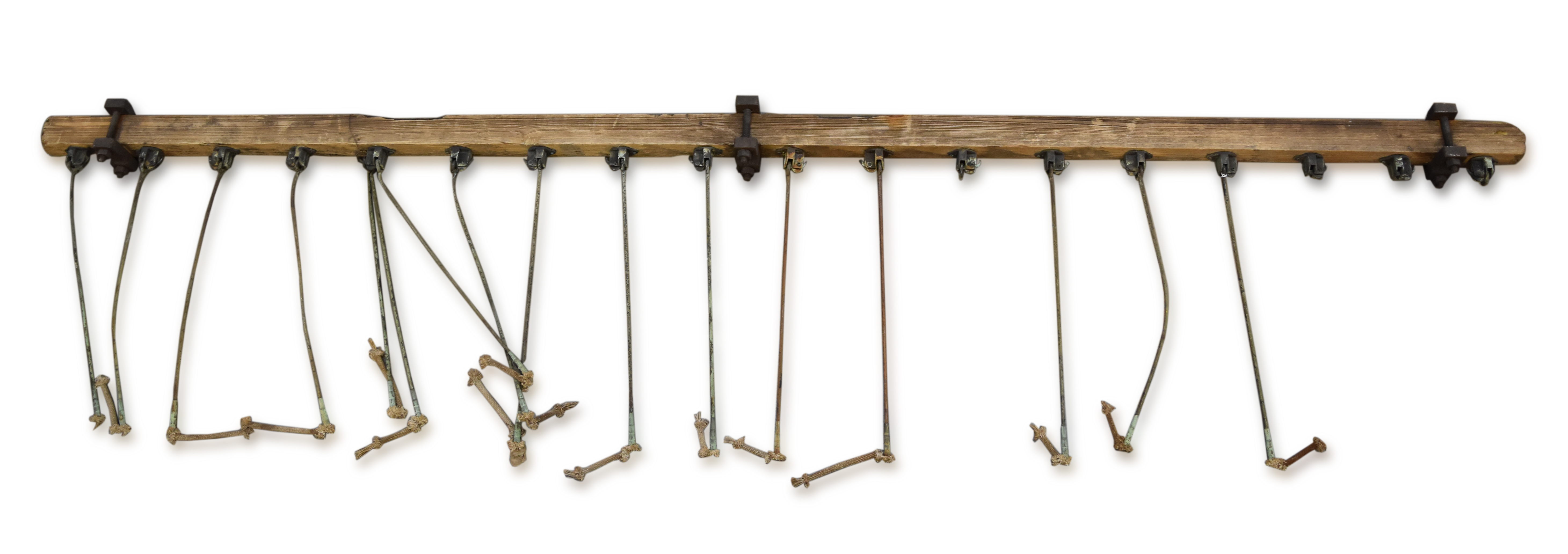 3548 - Railroad Low Clearance / Tell-tale Wood Crossbeam w/ Original Ropes thumbnail