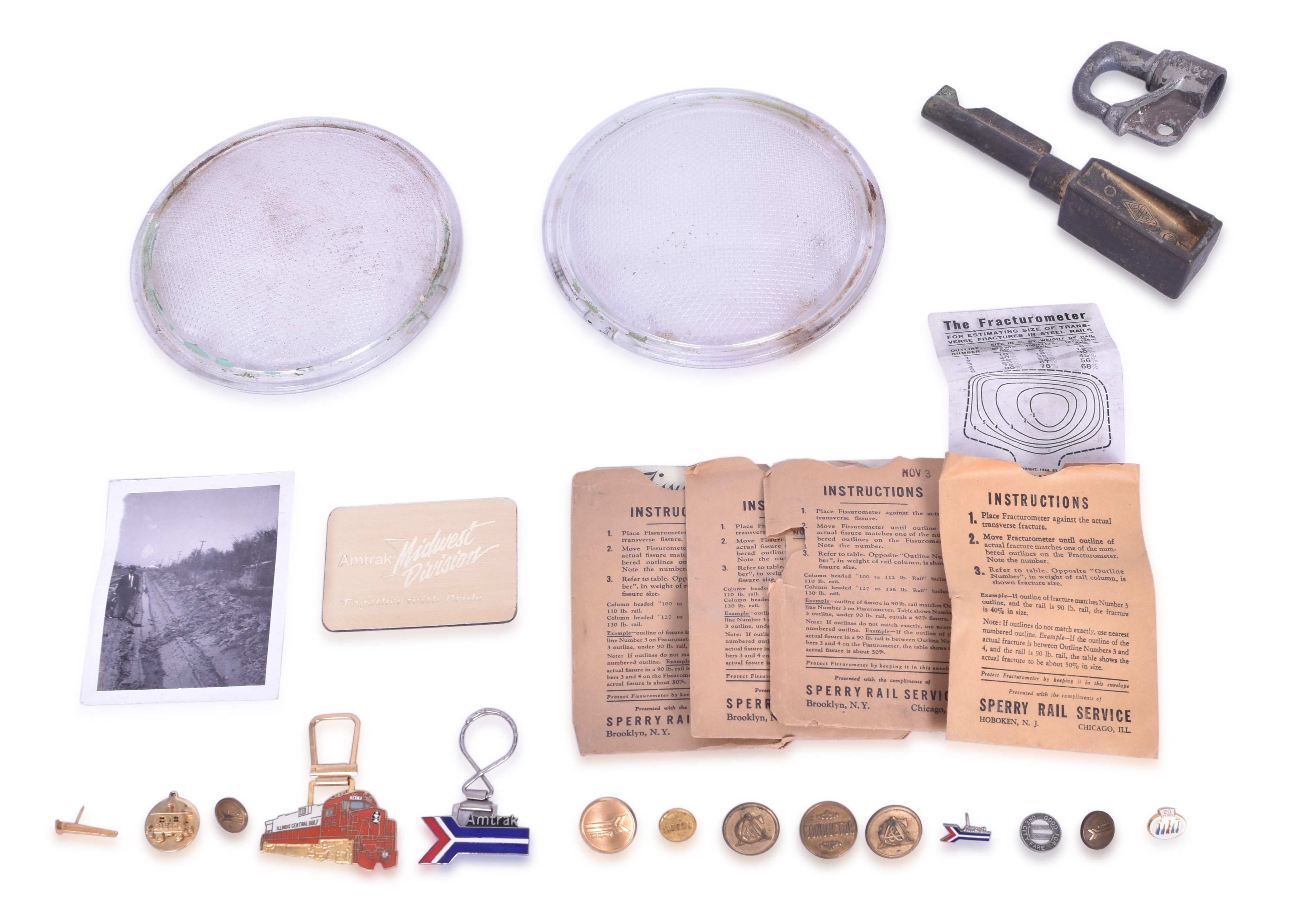 3479 - Aur-O-Met Brass Locomotive Reverser Handle, Chicago and Alton Button, Amtrak and Other Railroad Smalls thumbnail