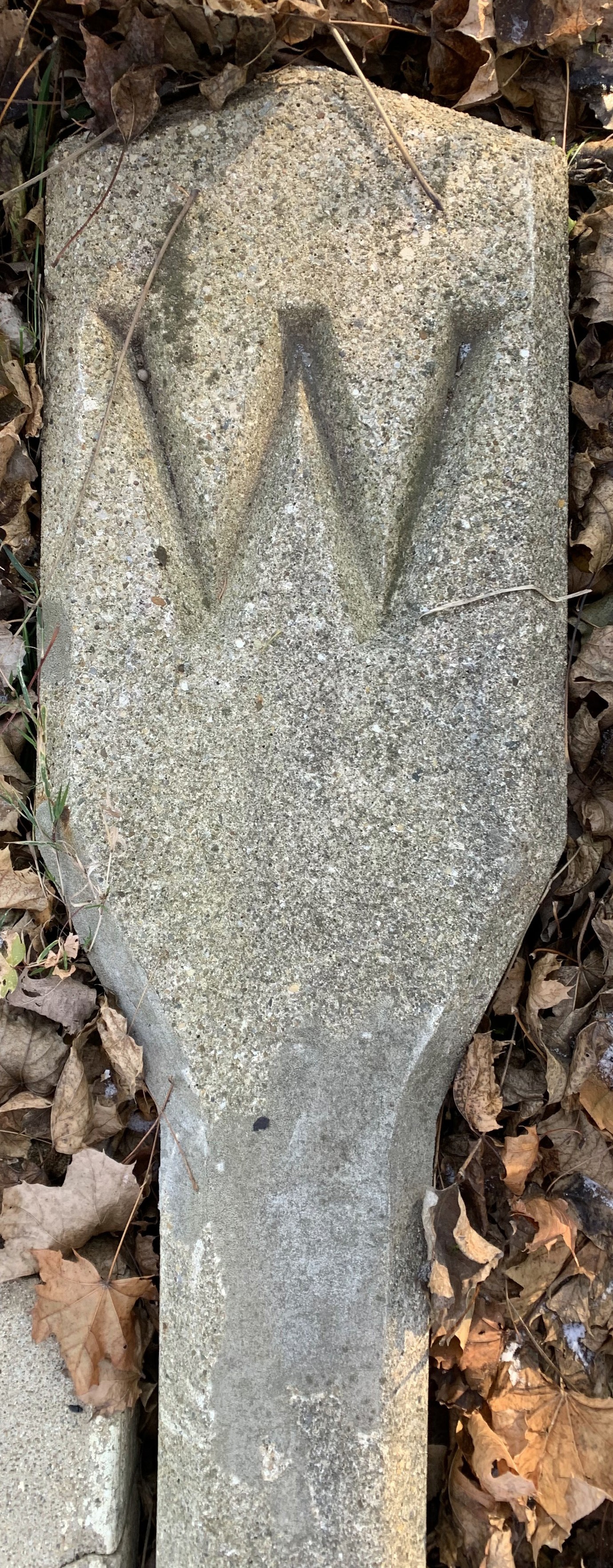 3490 - Concrete Railroad Whistle Post #3 - Possibly B&O or New York Central thumbnail