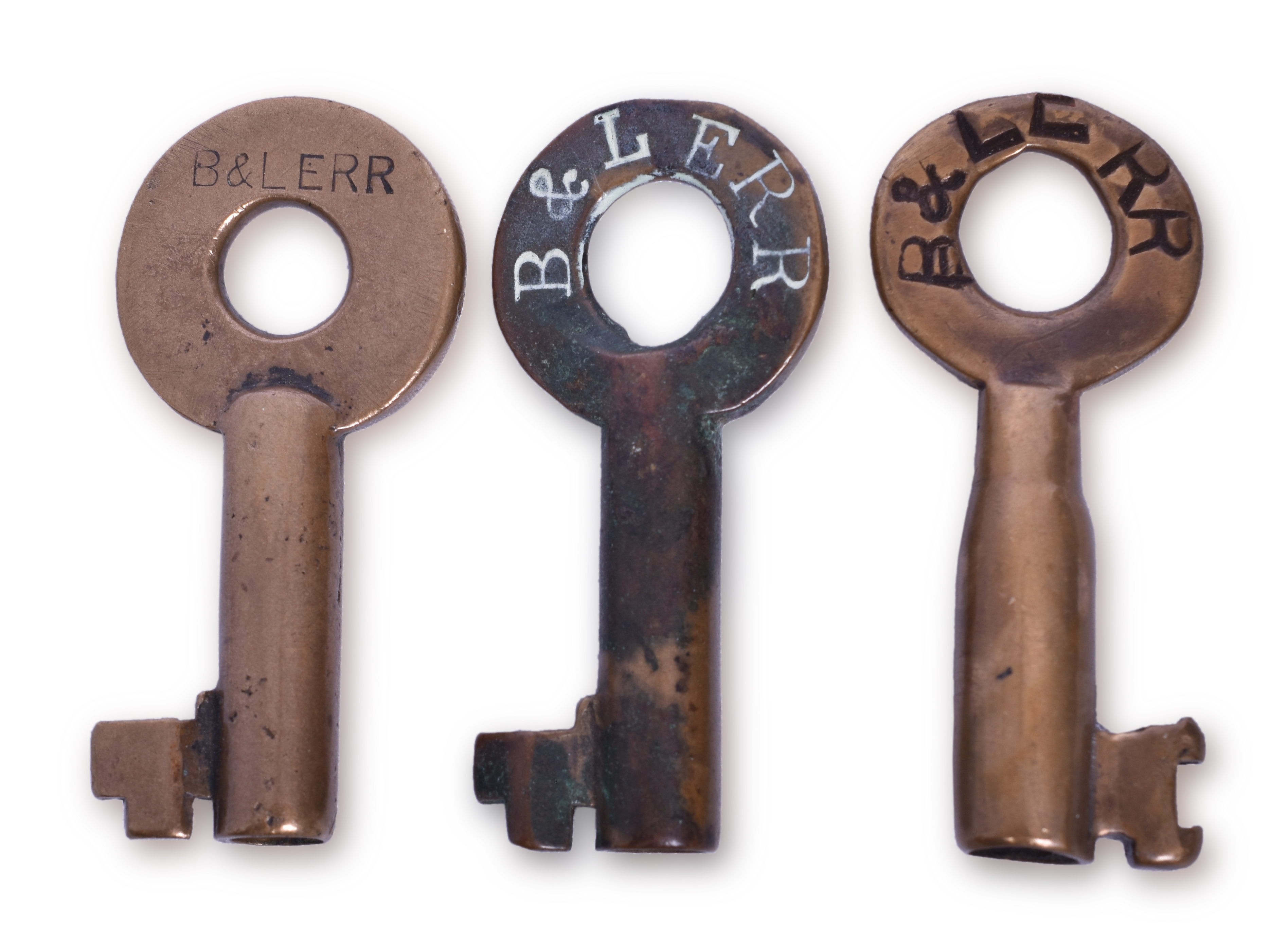 4002 - Three Bessemer & Lake Erie Railroad Brass Keys - Tapered Barrel, etc. thumbnail