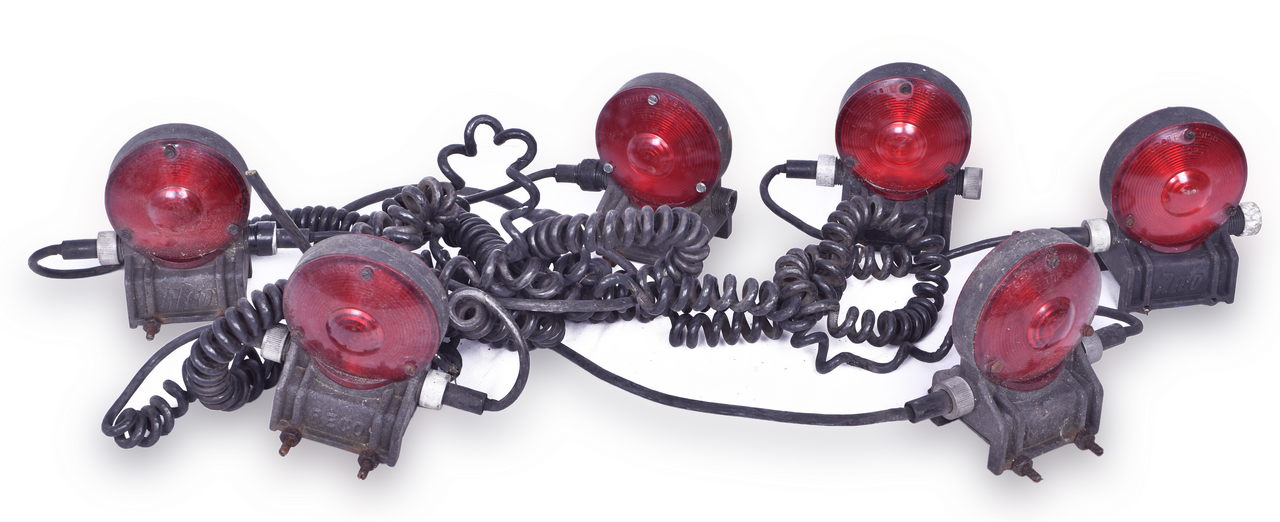 4120 - Set of six RECO Railroad Crossing Gate Lights thumbnail