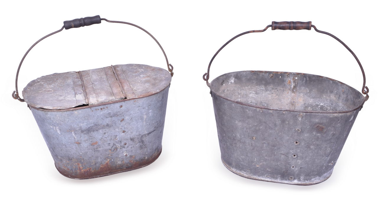 4230 - Pair of Baltimore and Ohio Railroad Galvanized Buckets thumbnail