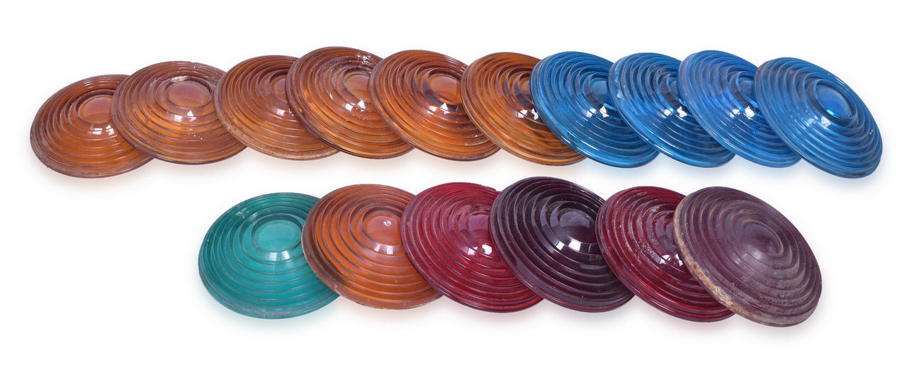 4248 - Sixteen 5 1/4