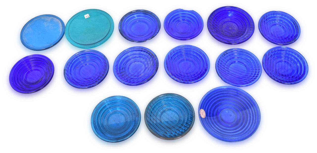 4262 - Fifteen Lunar White and Green Railroad Signal Lenses - Kopp and Corning thumbnail