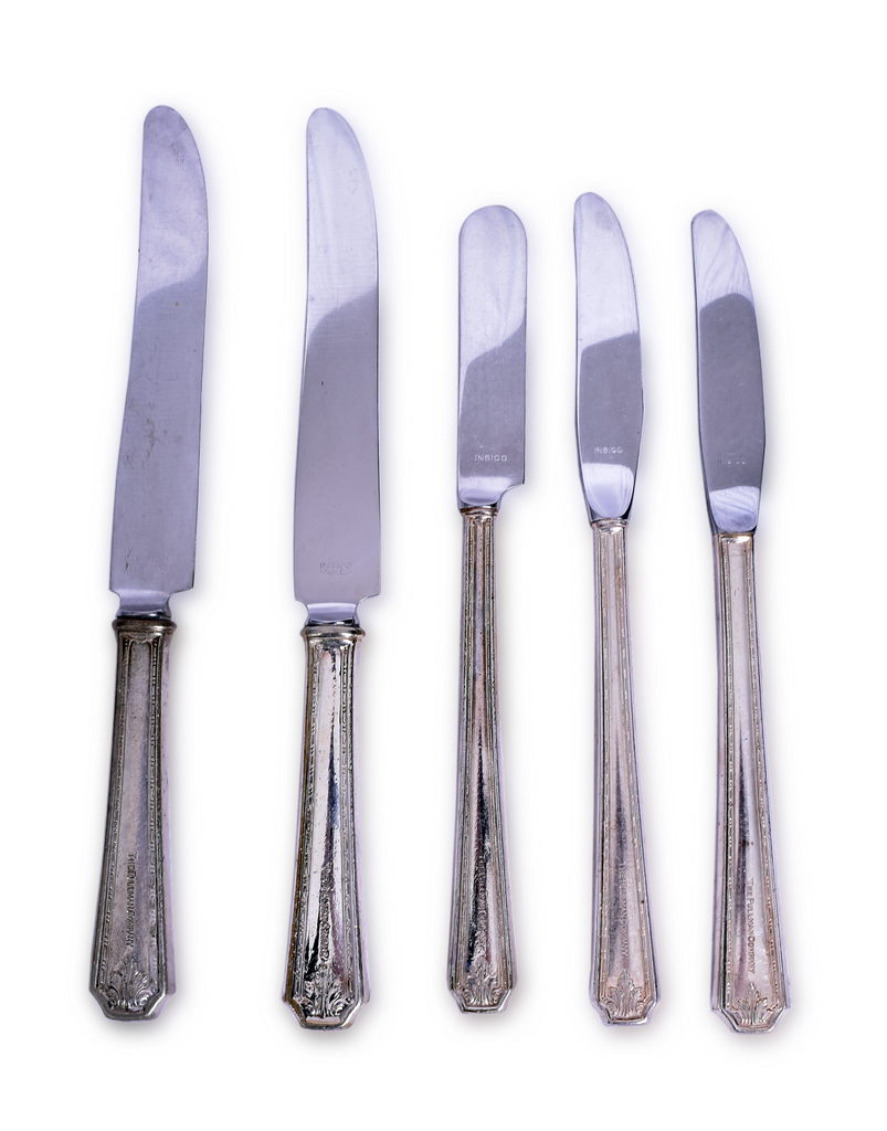 4263 - 5 Knives of Railroad Flatware Pullman Company / International Silver Co. Roosevelt Pattern thumbnail