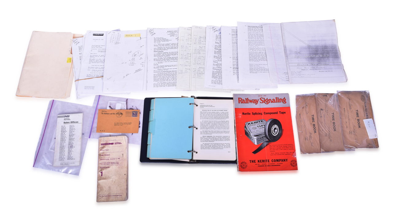 4292 - Miscellaneous Railroad Paper - Norfolk Southern, Lake Shore & Michigan Southern Railroad , Union Tank Car, etc. thumbnail