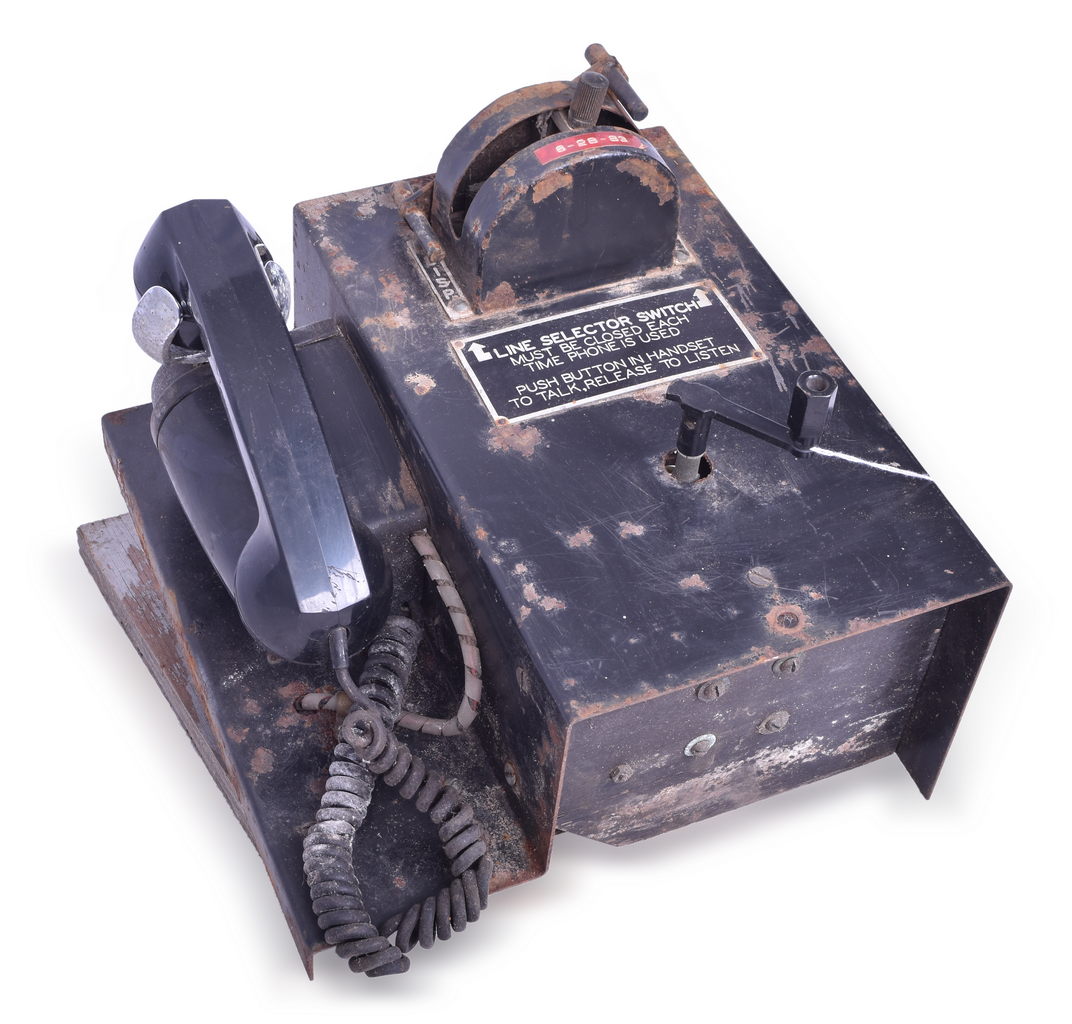 4340 - Automatic Electric Railroad Way Station Telephone thumbnail