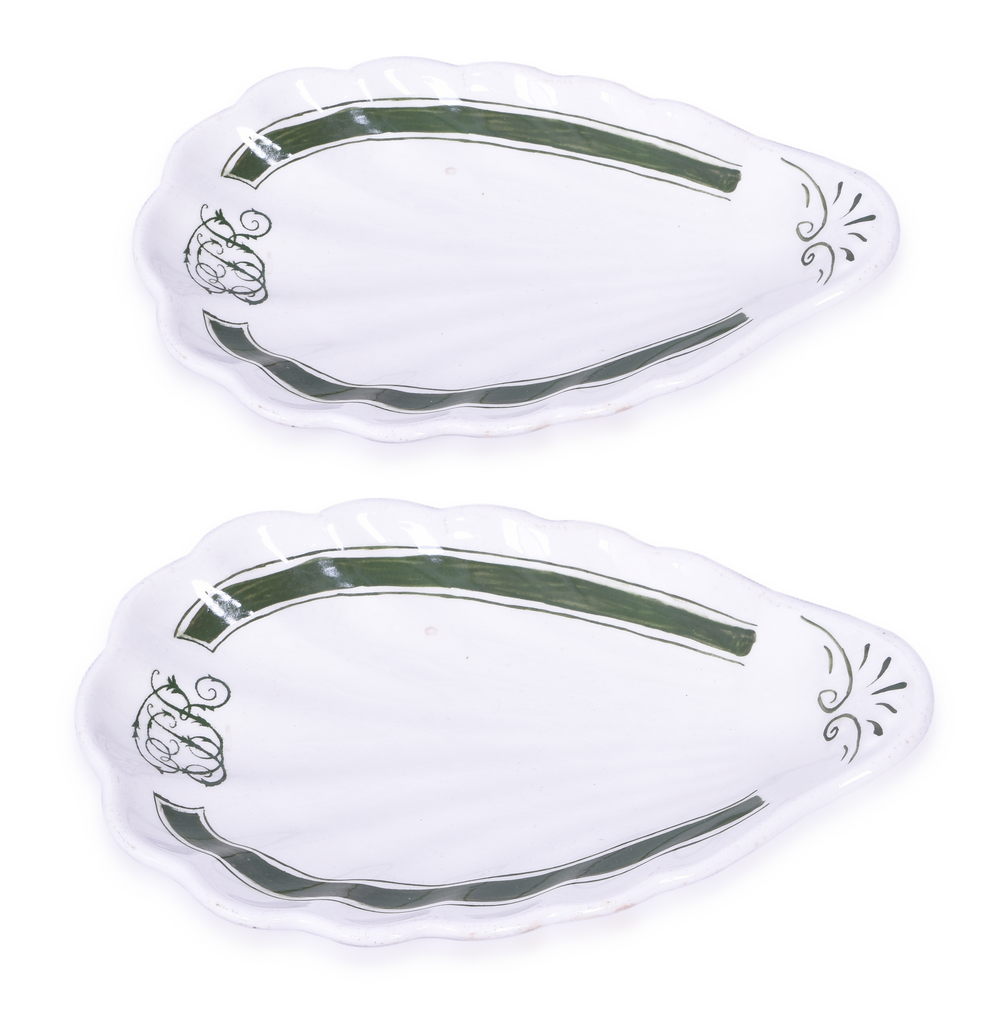 4343 - 2 Canadian Pacific Railway Green Band Oval Scalloped Utility Dish 7