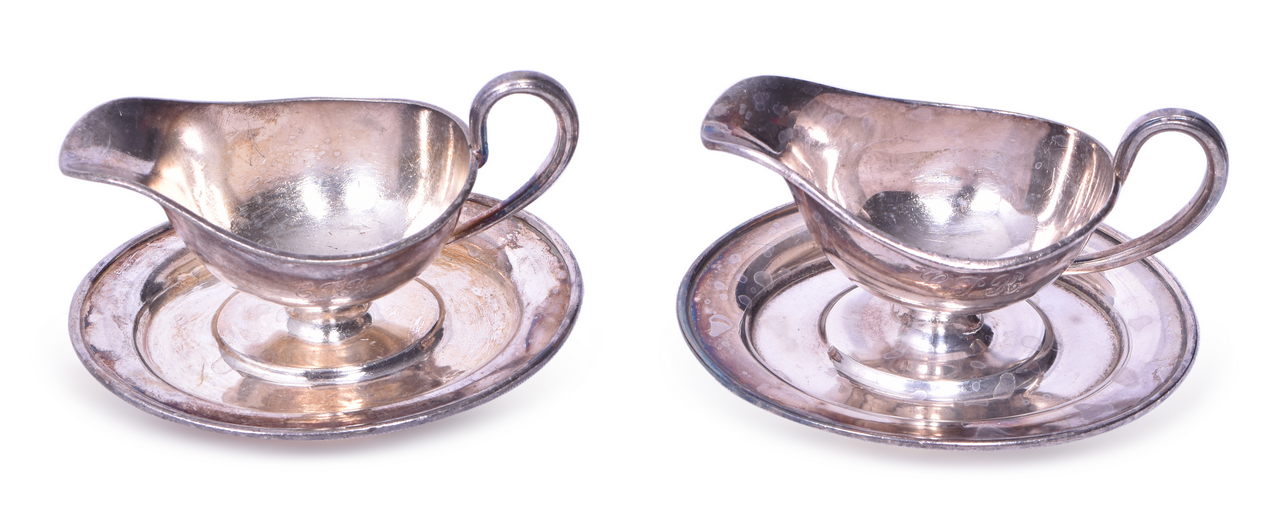 4345 - 2 Canadian Pacific Railroad Silver Sauce Boats With Attached Tray thumbnail