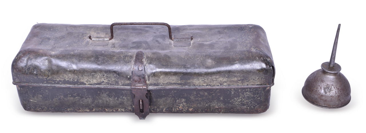 4346 - Pennsylvania Railroad Tool Box and Oil Can thumbnail