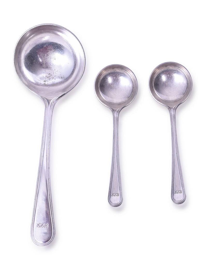 4389 - 3 Pieces of Canadian Pacific Railroad Tableware - Consomm\uFFFd Spoons and Silver Ladle thumbnail