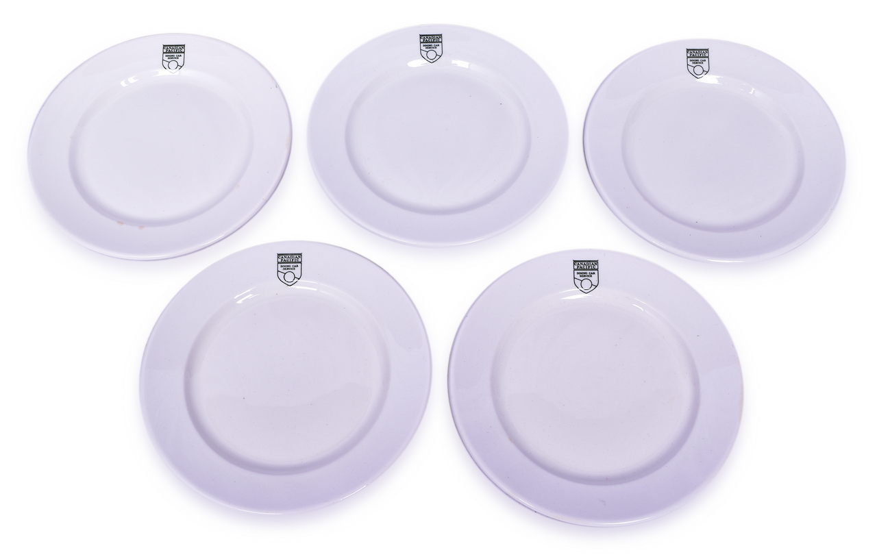 4425 - Set of 5 Canadian Pacific Railway Crest Pattern Bread and Butter Plates 8