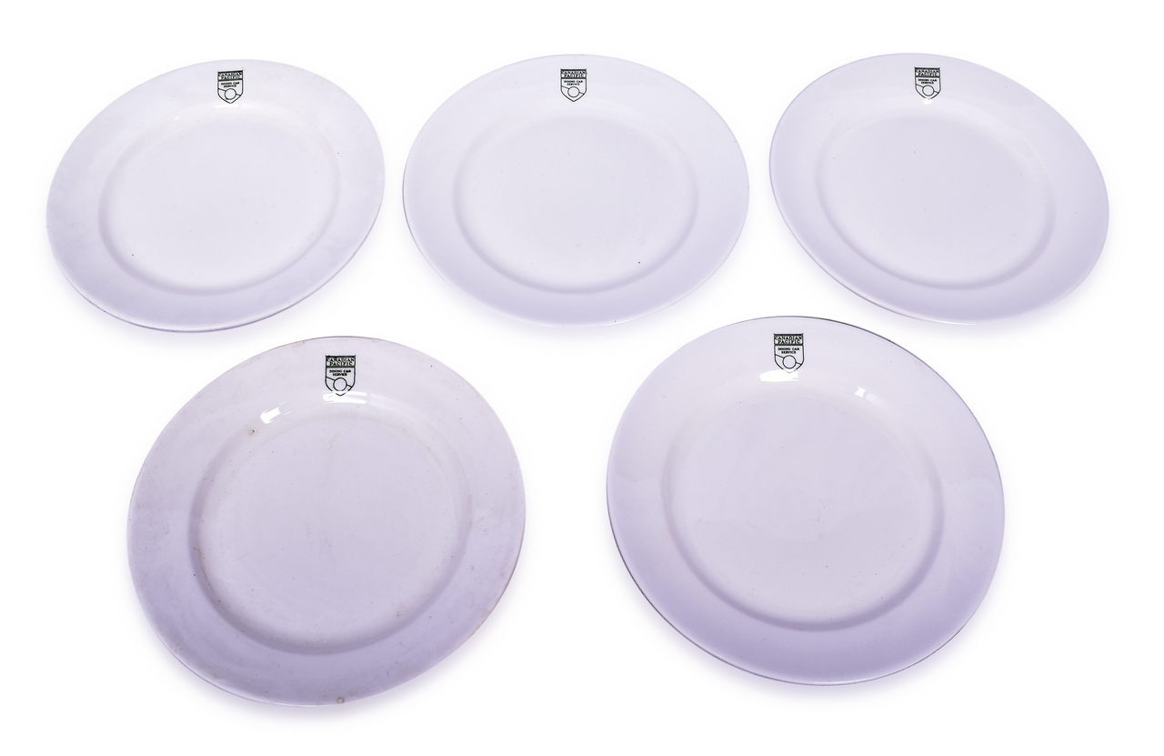 4445 - Set of 5 Canadian Pacific Railway Crest Pattern Luncheon Plates 9