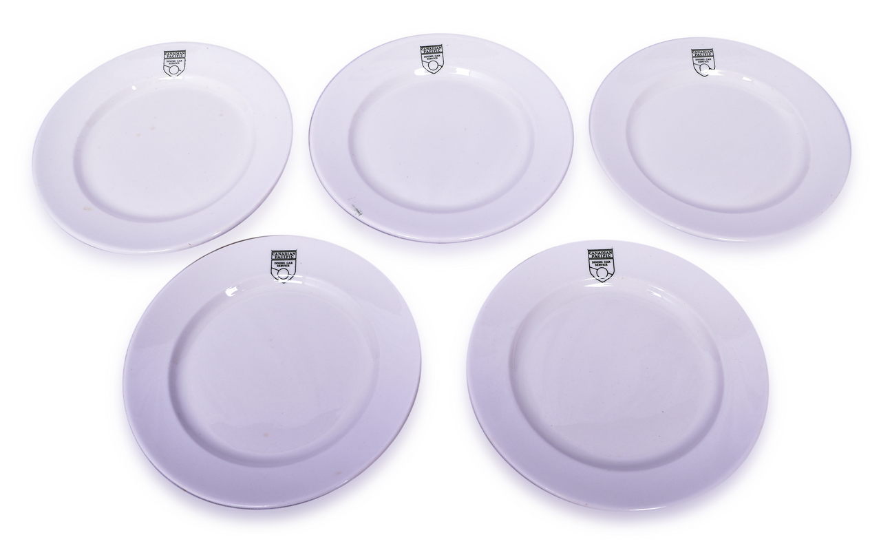 4447 - Set of 5 Canadian Pacific Railway Crest Pattern Bread and Butter Plates 8