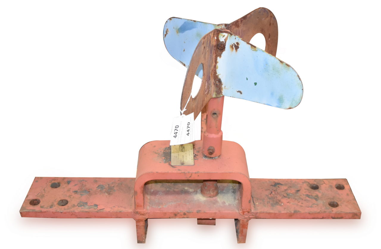 4470 - Western Cullen Hayes Industrial Railroad Switch Stand thumbnail