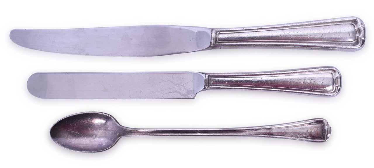5025 - Three Pieces of Louisville & Nashville Railroad Dining Car Silverware - Spoon and Knives thumbnail