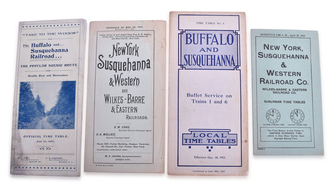 5176 - Four Early New York Railroad Timetables - 1902, 1911, 1913, 1935 - New York, Susquehanna & Western, Buffalo and Susquehanna thumbnail
