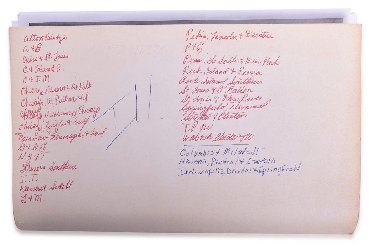 5205 - 108 Illinois Railroad Locomotive Photographs thumbnail