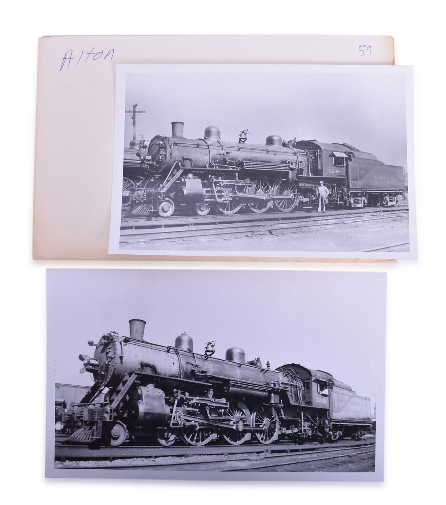 5209 - 109 Chicago and Alton Railroad Steam Locomotive Photographs thumbnail