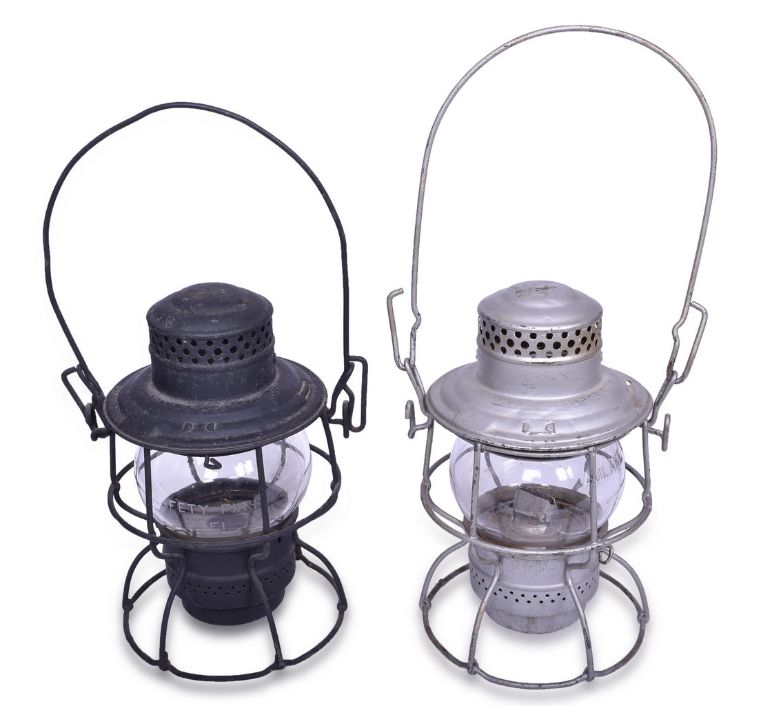 5332 - Pair of Illinois Central Railroad Adams & Westlake Kero Lanterns thumbnail