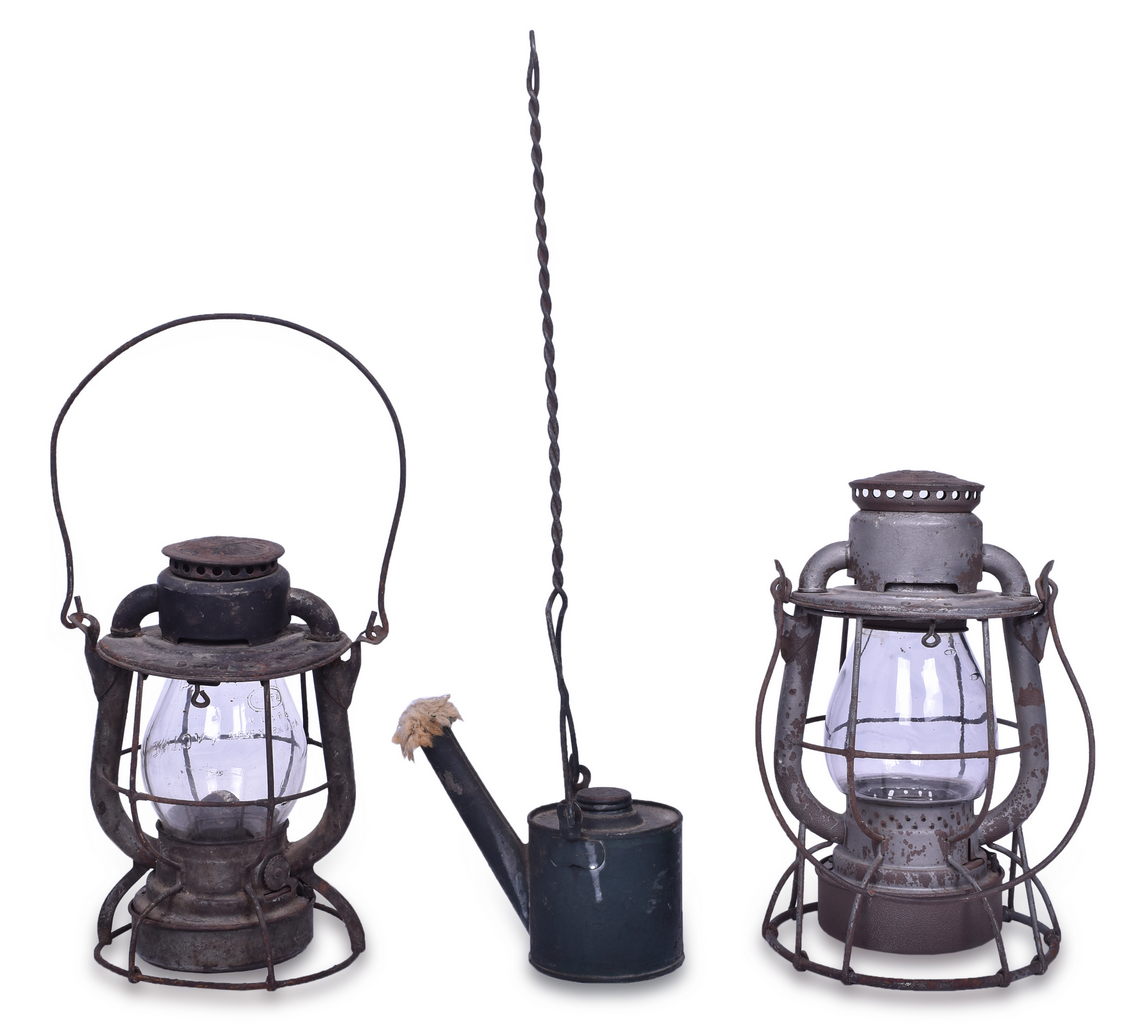 5338 - Pair of Dietz Vesta Lanterns and Hand Torch - Big Four Railroad w/ NYC Globe and Unmarked thumbnail