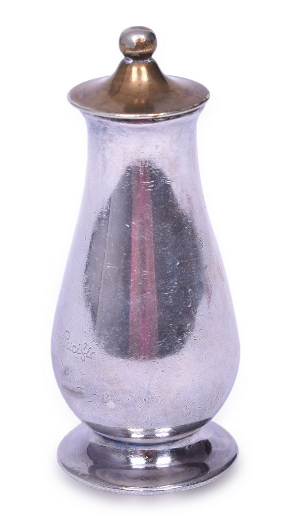 5373 - Canadian Pacific Silver Salt Container 3 1/4