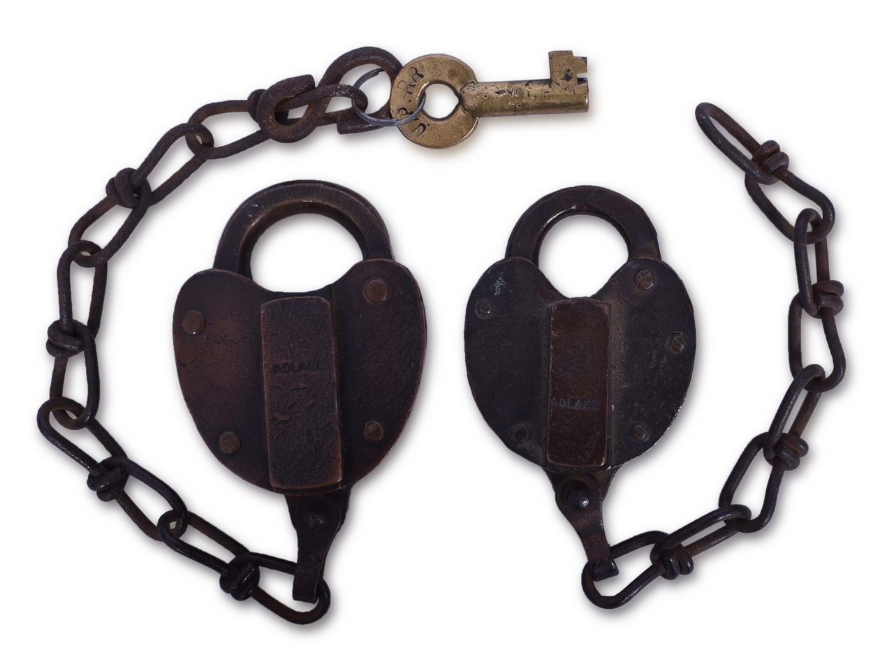 5380 - Union Pacific CS-1 and CS-21 Roadway and Bridge Brass Heart Shape Adlake Switch Locks thumbnail