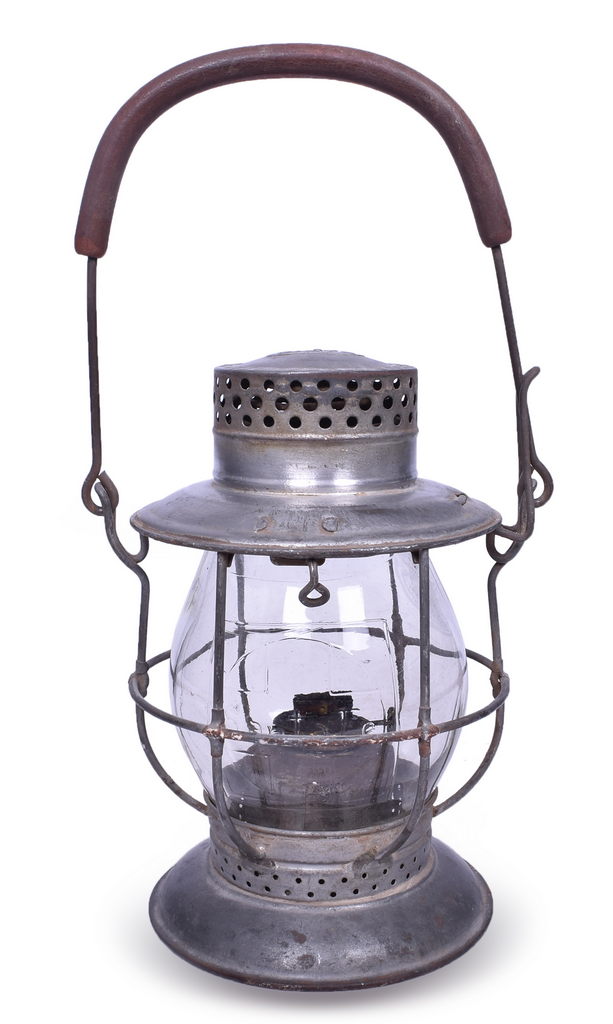 5398 - Dietz No. 39 Atchison, Topeka and Santa Fe Railway Lantern w/ Clear Cast Globe thumbnail