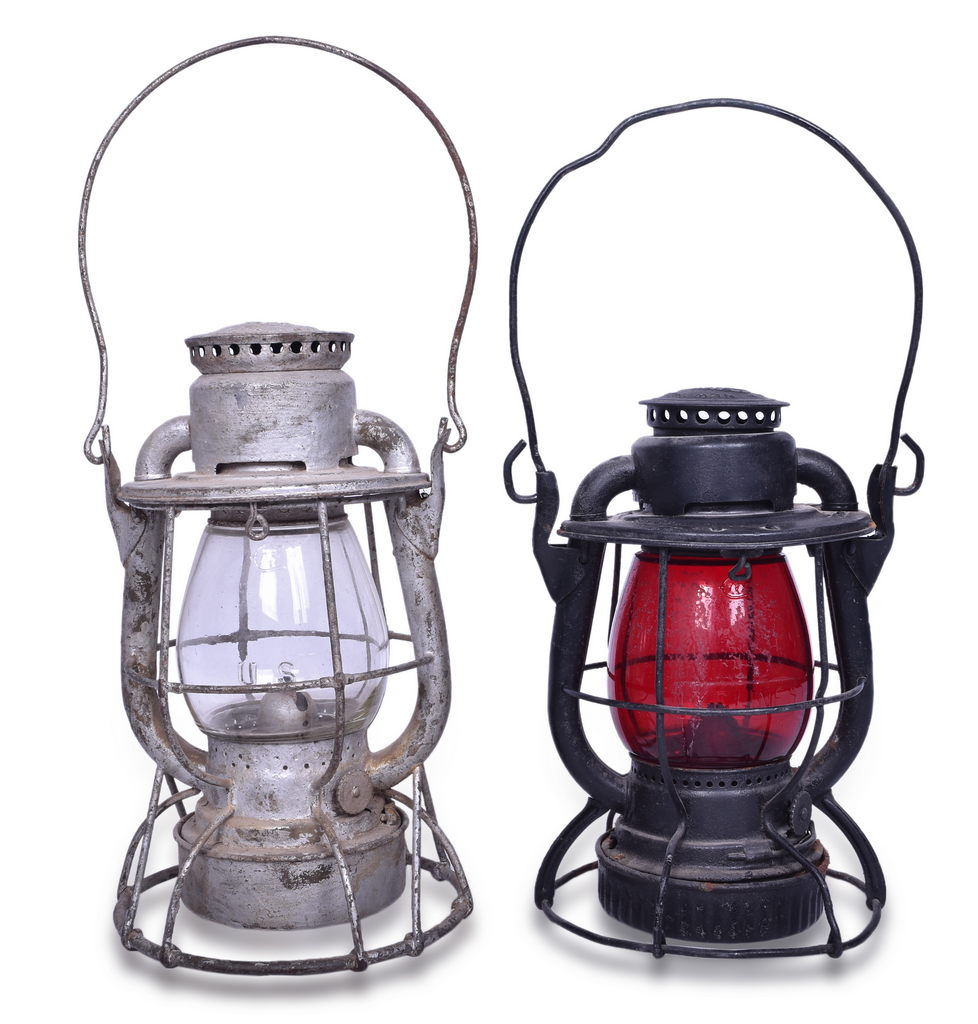 5402 - Pair of Dietz Vesta Lanterns - New York Central Railroad and U.S. Army 