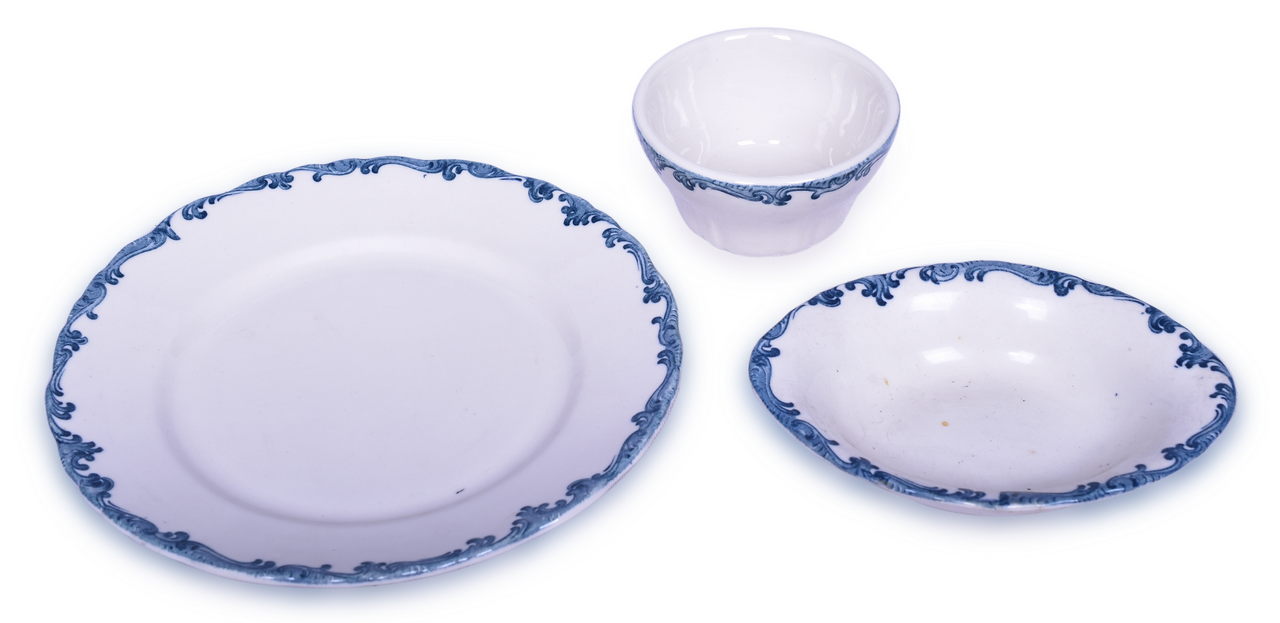 5443 - Three Pieces of Union Pacific Railroad China Harriman Blue Bouillon Cup, Oval Dish, and Plate thumbnail