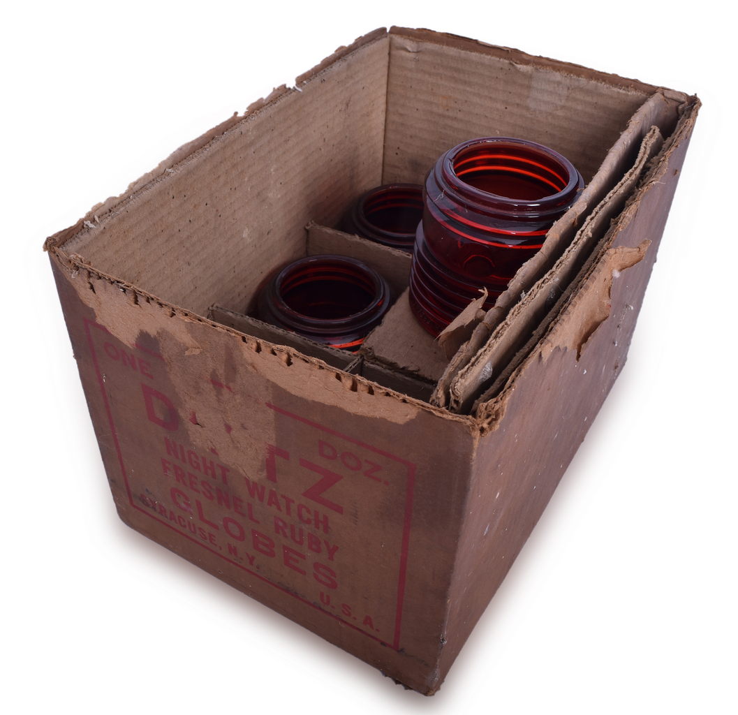 5453 - Six Dietz Red Fresnel Globes w/ Original Dietz Master Carton thumbnail