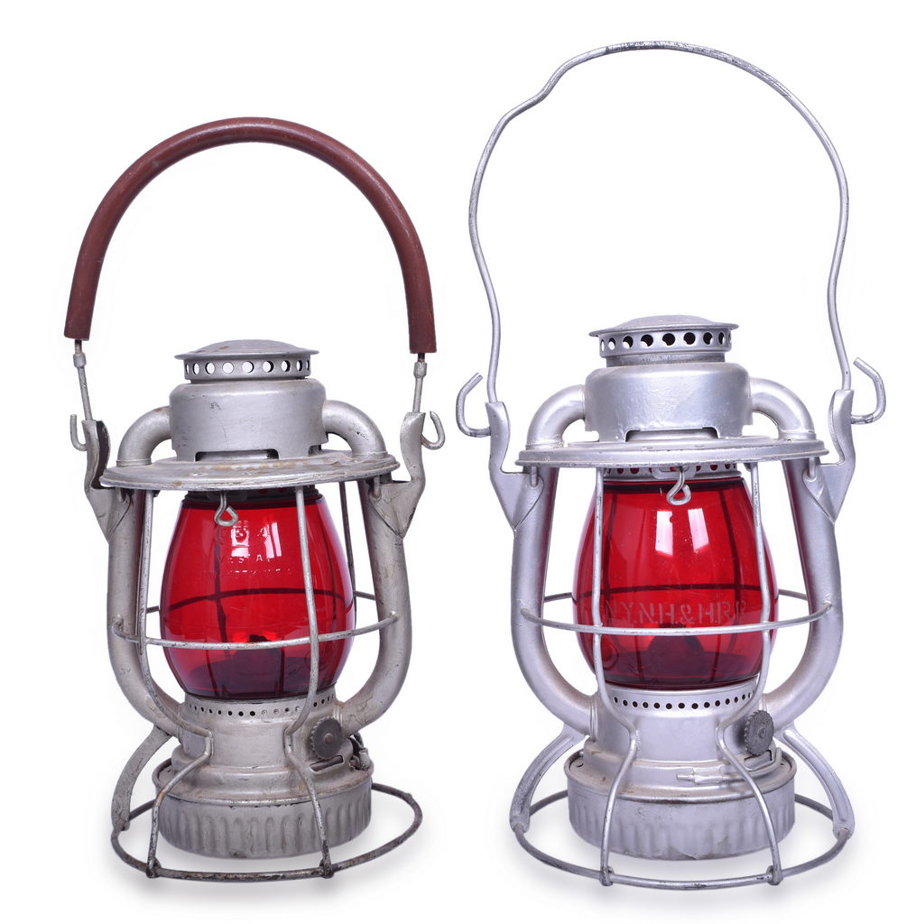5476 - Pair of Dietz Vesta New York, New Haven & Hartford Railroad Lanterns thumbnail
