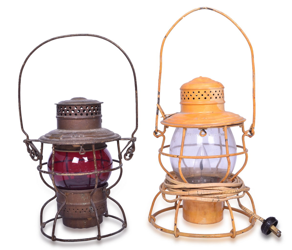 5480 - Pair of Milwaukee Road Railroad Lanterns - Kero 250 and Handlan thumbnail