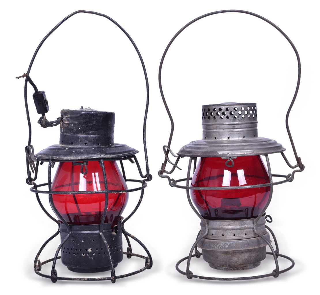 5484 - Pair of Handlan Missouri Pacific Railroad Lanterns w/ Red Globes thumbnail