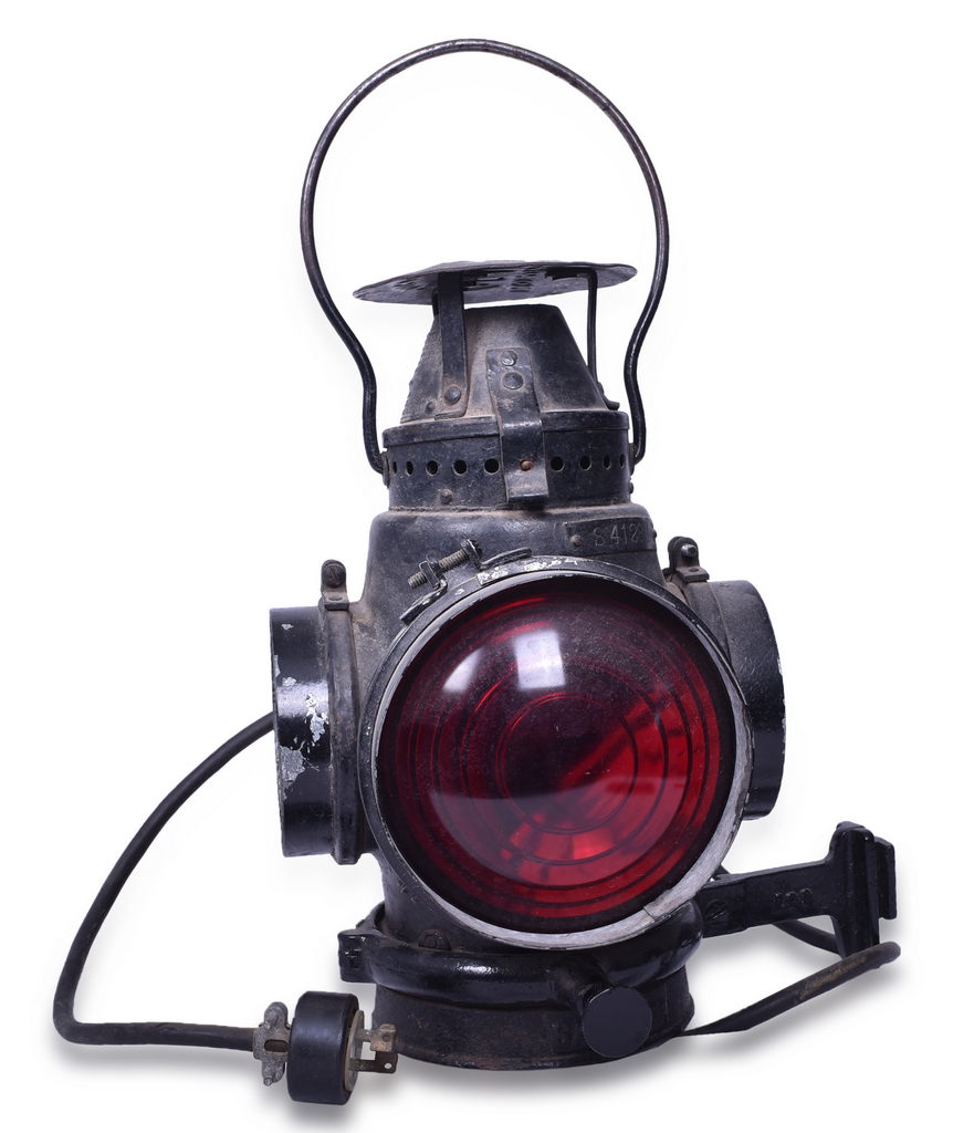 5504 - Adams & Westlake / Adlake Atchison, Topeka and Santa Fe Railway Caboose Marker Lamp thumbnail