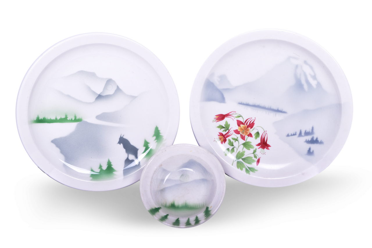 5509 - Three Pieces of Great Northern Railway China Glory of the West Dinner Plates and Bowl thumbnail