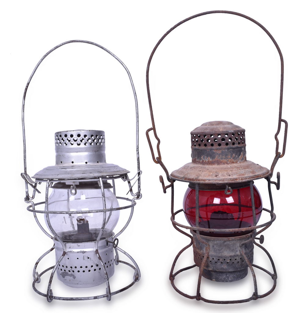 5514 - Pair of Atchison, Topeka and Santa Fe Railway Handlan and Adams & Westlake Lanterns thumbnail