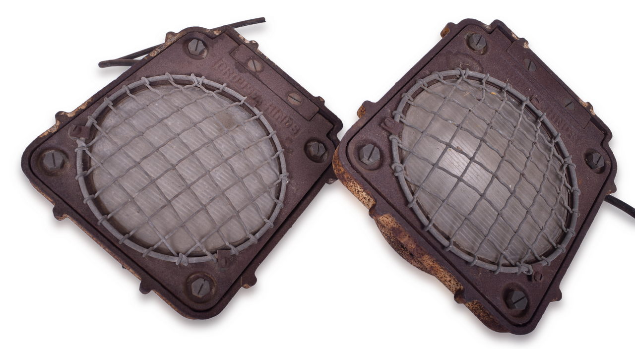5596 - Pair of Crouse-Hinds Industrial Inspection Lights from Railroad Roundhouse Pit thumbnail