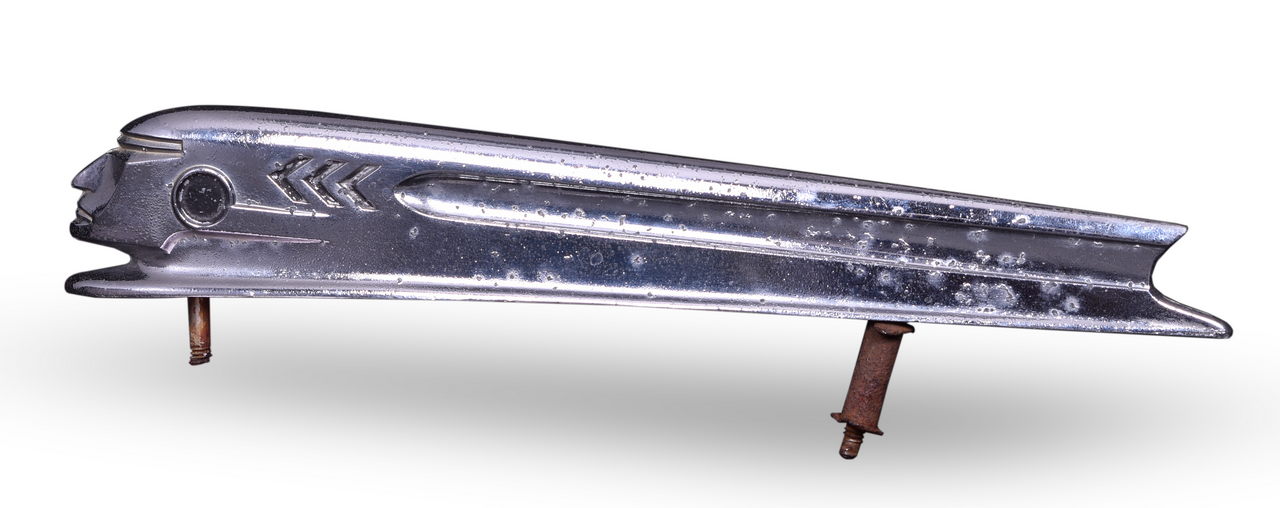 7002 - 1937 Pontiac Chrome Plated Ternstedt Cast Hood Ornament thumbnail