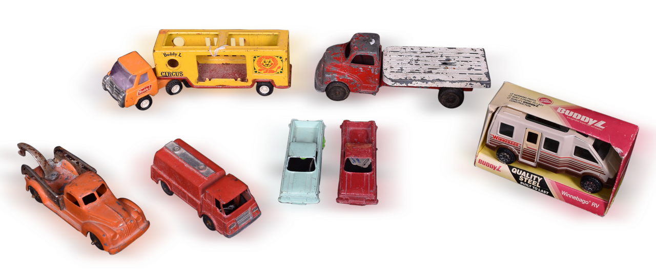 7069 - Seven Early Pressed Steel Toy Vehicles - Tootsietoy, Buddy L, Hubley Kiddietoy, and Dardis - 1940s to 1980s thumbnail