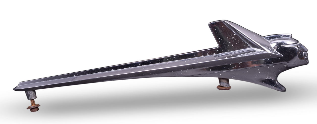 7094 - 1952 Chrome Pontiac Indian Hood Ornament thumbnail