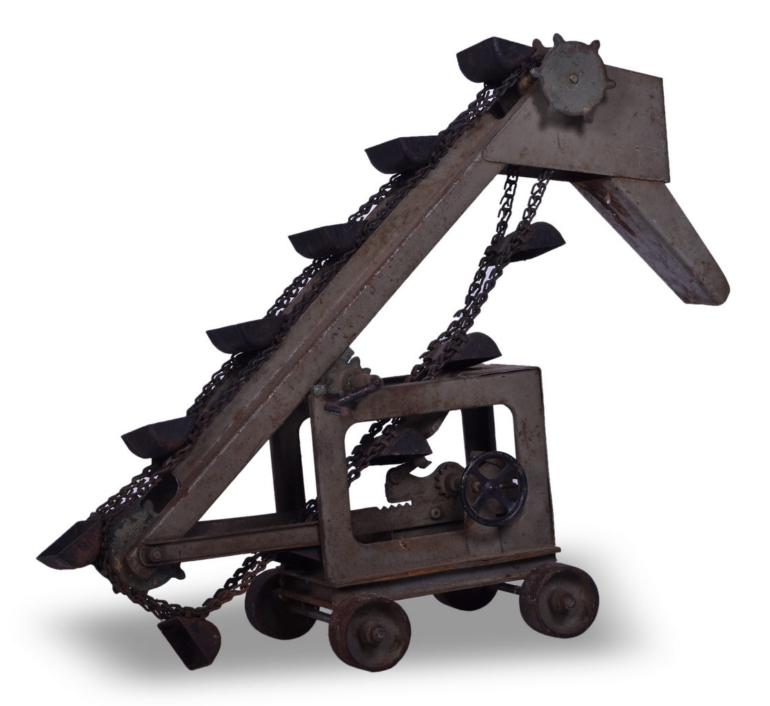 7157 - Buddy L Pressed Steel Bucket Sand Loader thumbnail