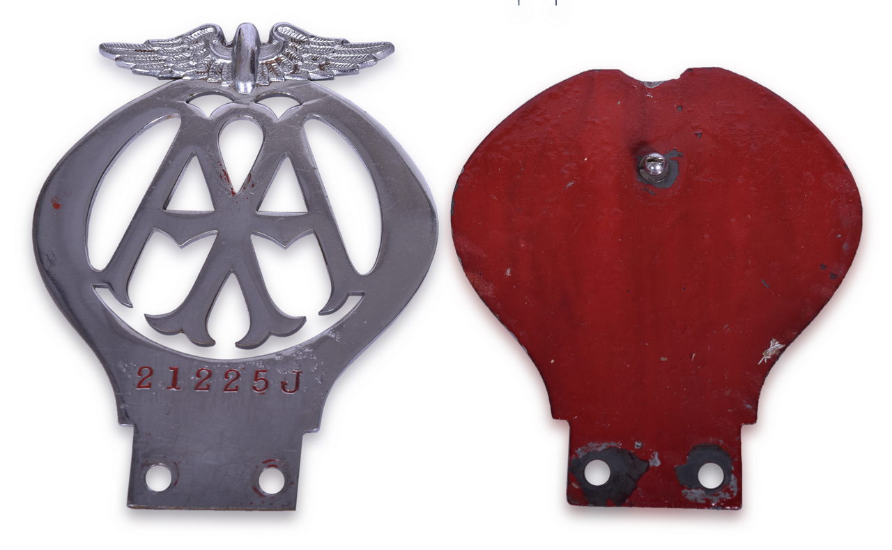 7196 - Wisconsin Automobile Association Chrome Badge / License Plate Topper thumbnail