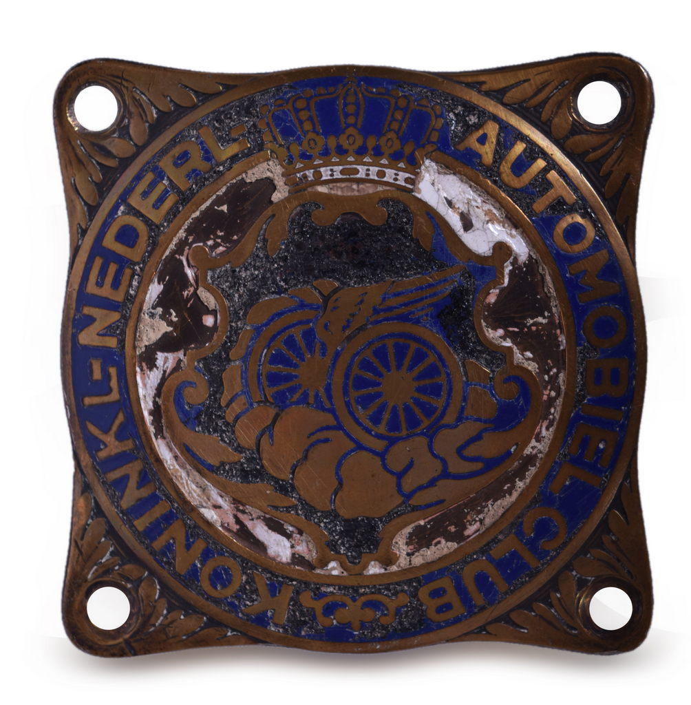 7197 - Automobiel Club Koninkl Nederl - Enameled Badge / License Plate Topper thumbnail