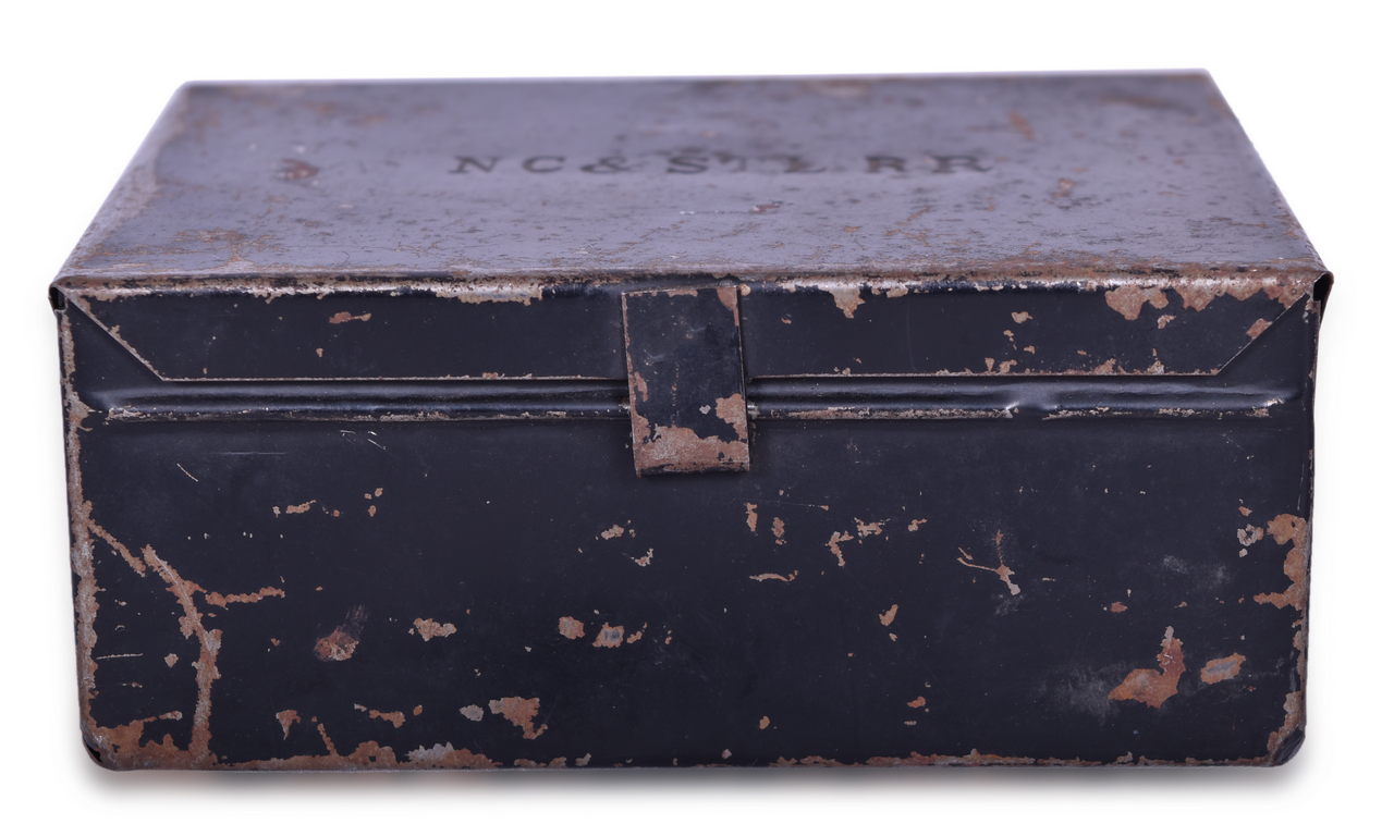 8090 - Nashville Chattanooga & St. Louis Railroad Stamped Steel Box thumbnail