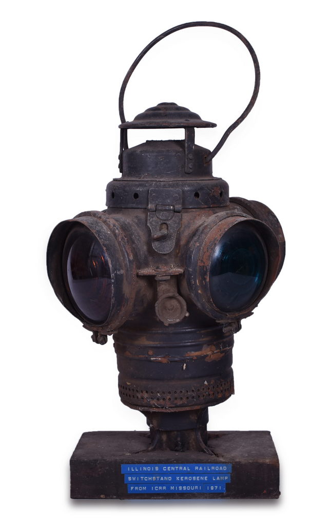 8127 - Armspear Illinois Central Railroad Switch Lamp thumbnail